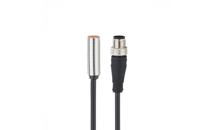 IFC262 - Inductive sensor